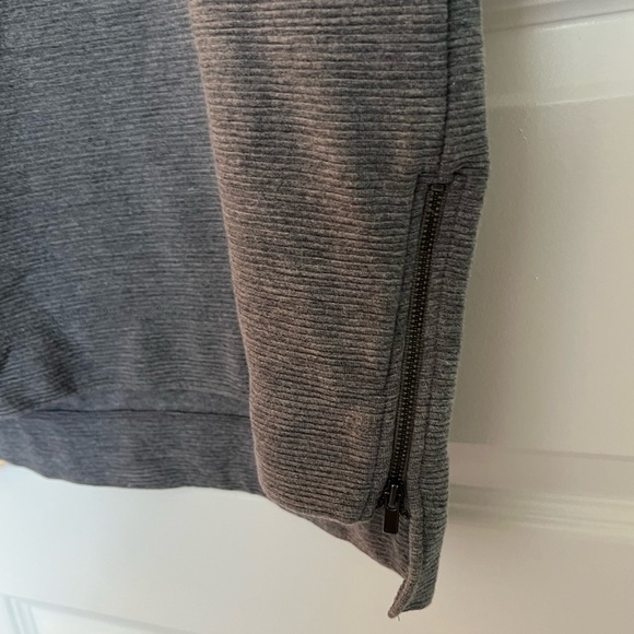 Banana Republic Sweater Dress - Picture 7 of 8